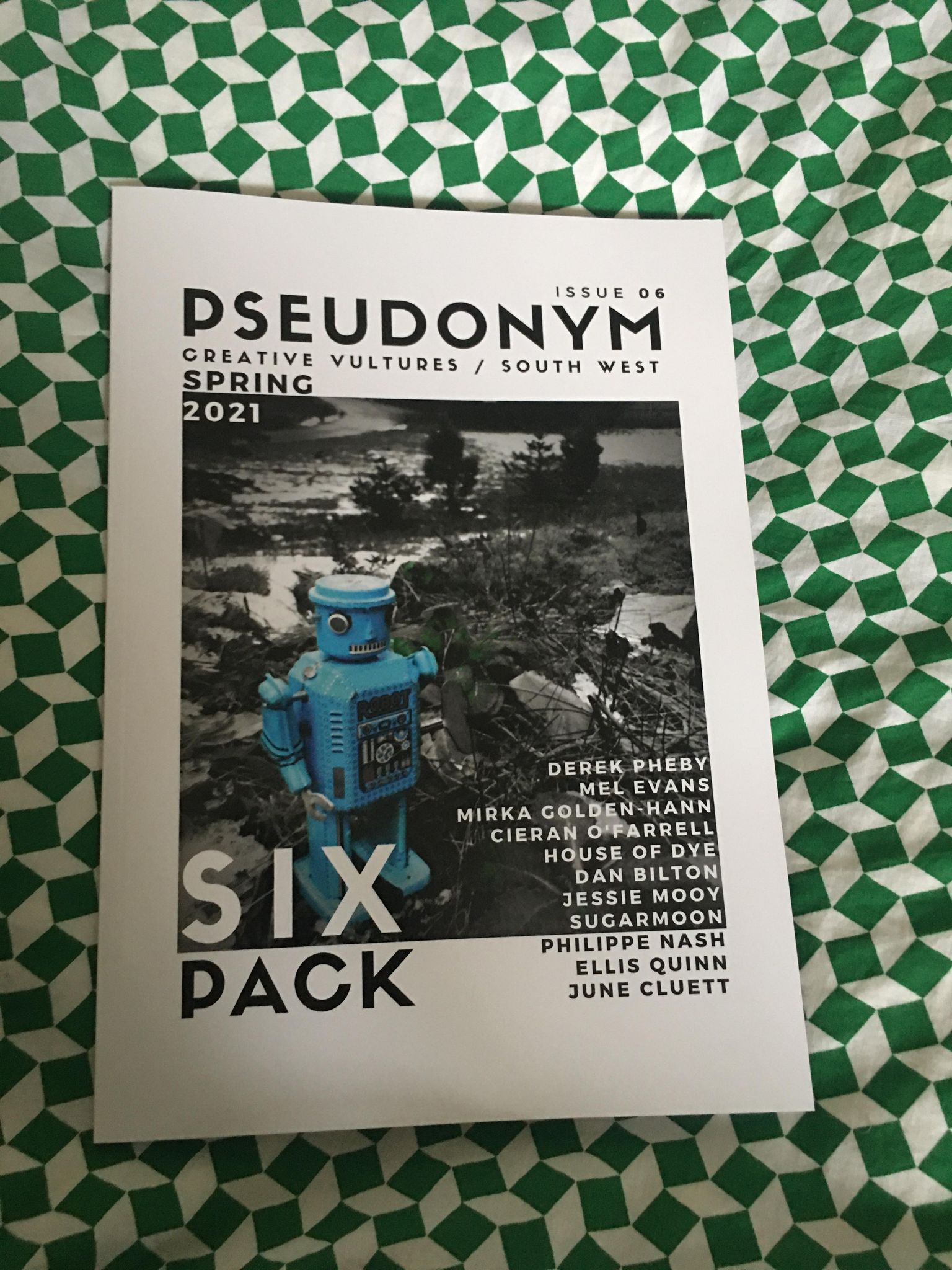 PSEUDONYM 06: SIX PACK
