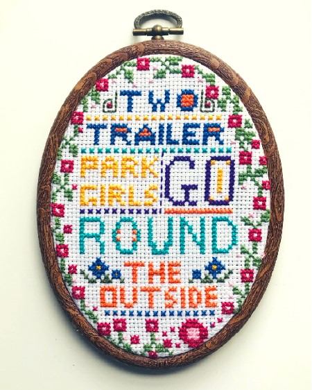 CROSS STITCH